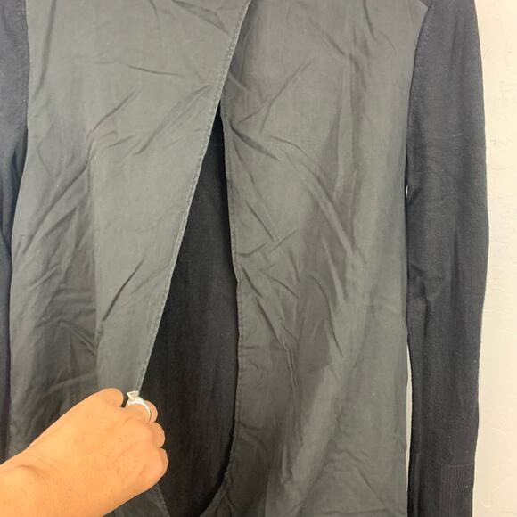 Lululemon Sweater Womens Size Medium Black Long Sleeve Round Neck Pullover - Picture 3 of 6